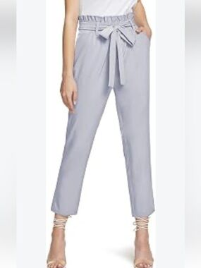 DO+BE Light Gray Paperbag Ruffled Waist Tie Bow Cropped High Rise Pants SZ S